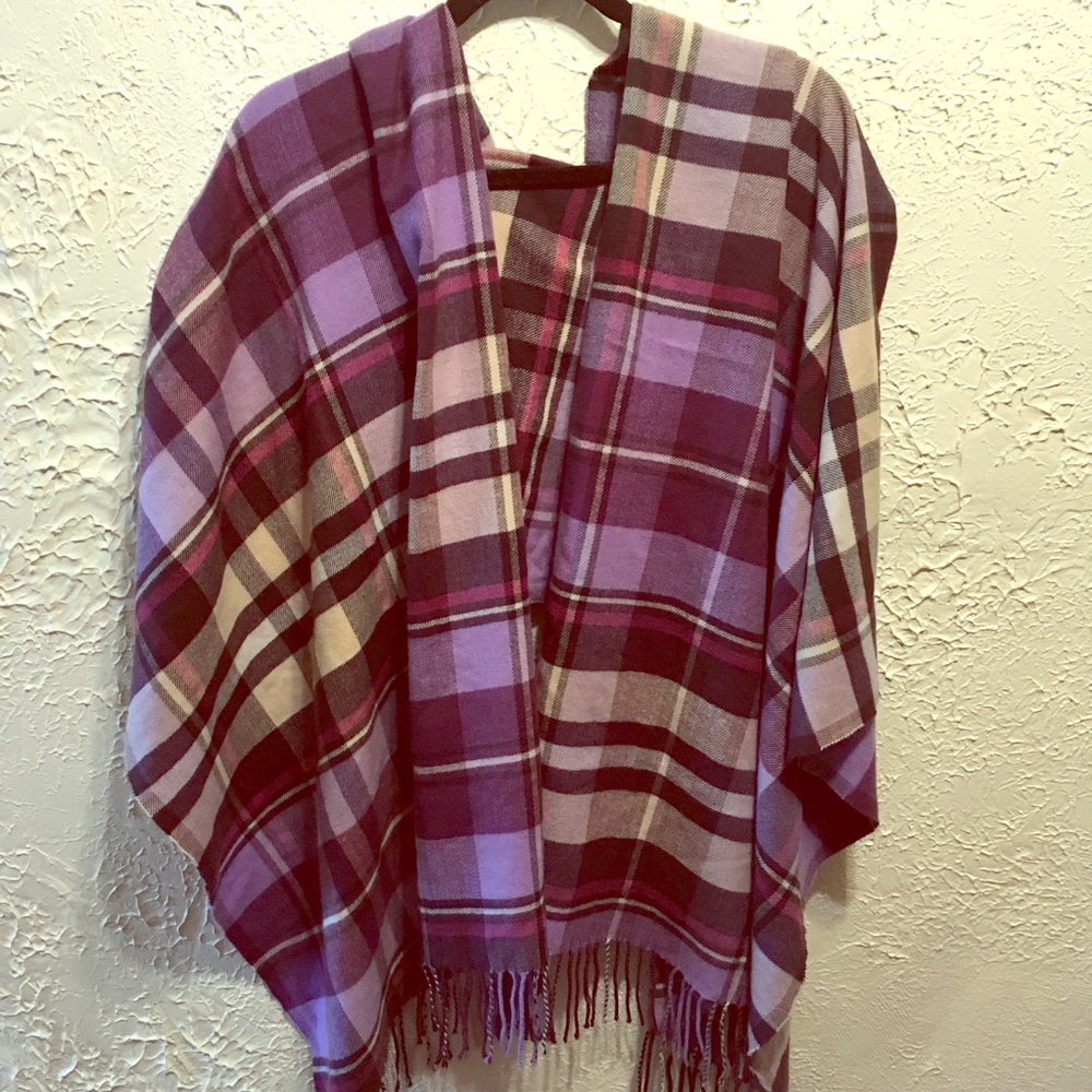 Gap Super Soft Plaid Scarf